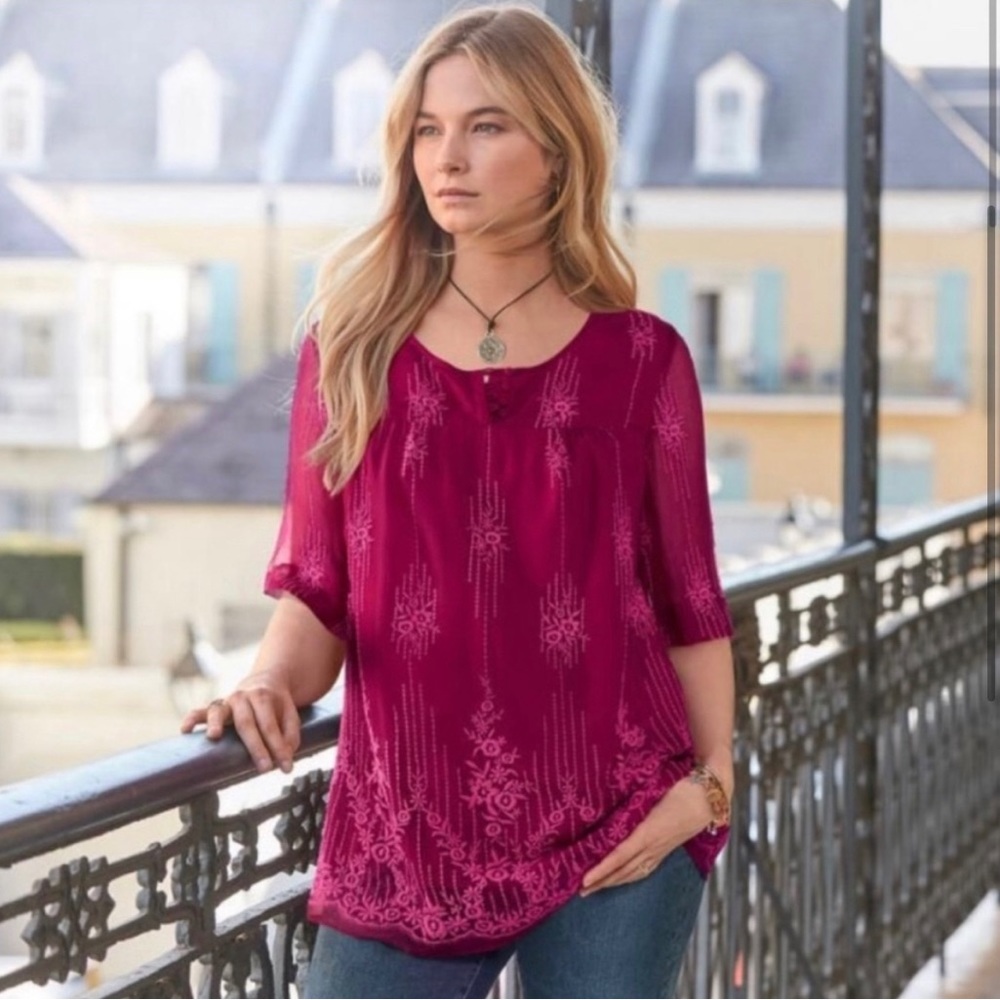 SOLD - Sundance Cora Embroidered Cupro Tunic Top
Wineberry Pink/Red (Large) - Picture 1 of 10